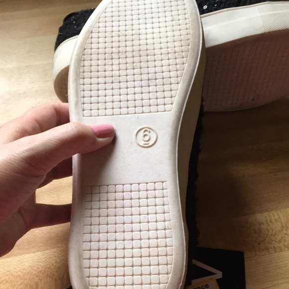 DV by Dolce Vida Black Slip on sneakers - Picture 4 of 7